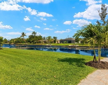 154 Se 20th Street - Photo Thumbnail 16