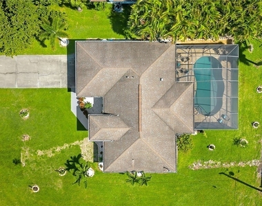 1001 Ne 6th Avenue - Photo Thumbnail 14