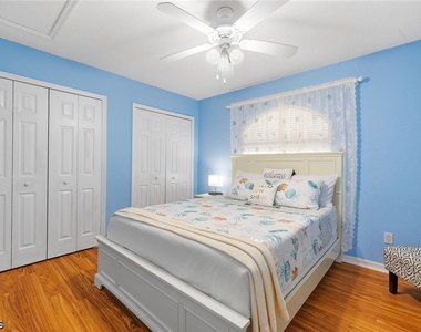1001 Ne 6th Avenue - Photo Thumbnail 9