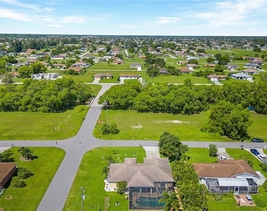 1001 Ne 6th Avenue - Photo Thumbnail 17