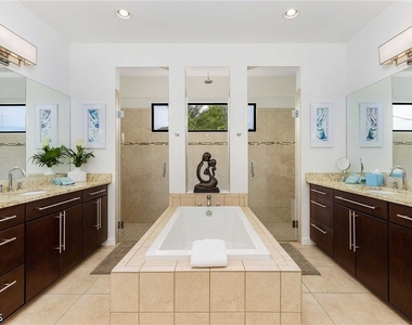 5325 Delano Court - Photo Thumbnail 13