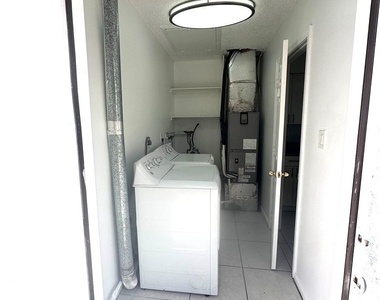 1215 S Alhambra Circle - Photo Thumbnail 12