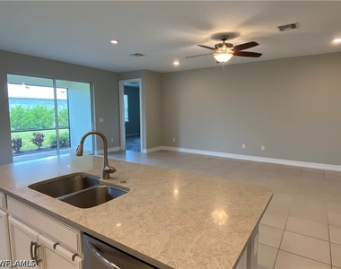 16729 Siesta Drum Way - Photo Thumbnail 10