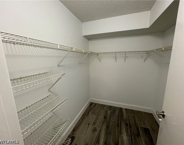 2190 Arbour Walk Circle - Photo Thumbnail 15