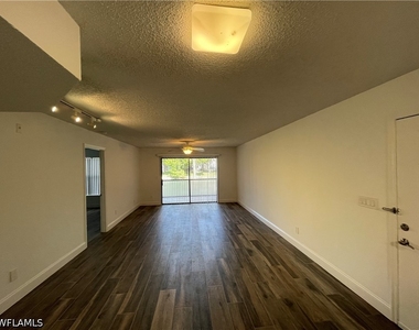 2190 Arbour Walk Circle - Photo Thumbnail 6