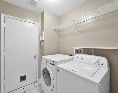 506 Paradise Lane - Photo Thumbnail 20