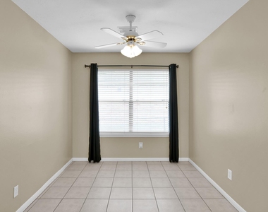 506 Paradise Lane - Photo Thumbnail 10