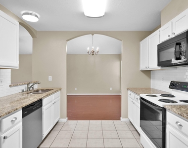 506 Paradise Lane - Photo Thumbnail 9