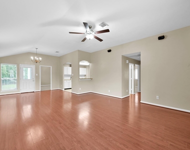 506 Paradise Lane - Photo Thumbnail 3