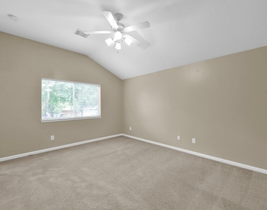506 Paradise Lane - Photo Thumbnail 11