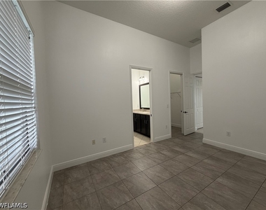 5299 Ferrari Avenue - Photo Thumbnail 6