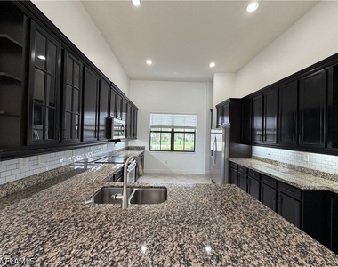 5299 Ferrari Avenue - Photo Thumbnail 4