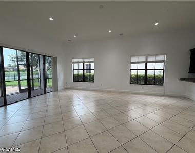 5299 Ferrari Avenue - Photo Thumbnail 13