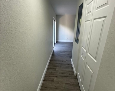5248 Confederate Drive - Photo Thumbnail 23