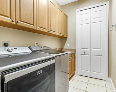 2817 Sw 42nd Lane - Photo Thumbnail 29