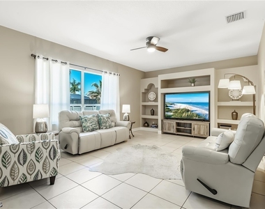 2817 Sw 42nd Lane - Photo Thumbnail 7