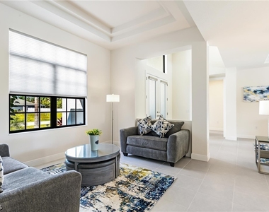5129 Sw 16th Place - Photo Thumbnail 7