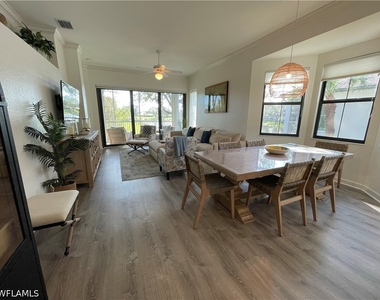 2377 Ravenna Boulevard - Photo Thumbnail 11