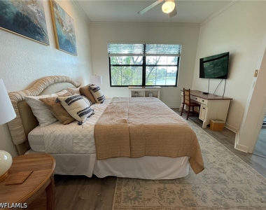 2377 Ravenna Boulevard - Photo Thumbnail 17