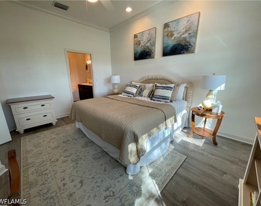 2377 Ravenna Boulevard - Photo Thumbnail 16