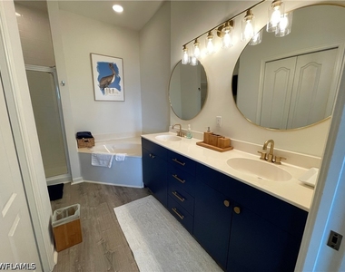 2377 Ravenna Boulevard - Photo Thumbnail 18