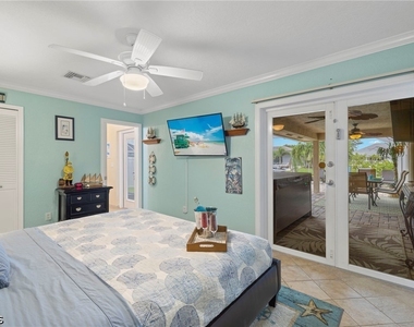 1023 Se 15th Street - Photo Thumbnail 16