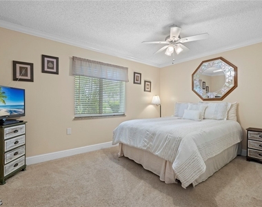 1023 Se 15th Street - Photo Thumbnail 14