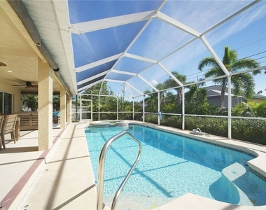 5007 Sw 27th Avenue - Photo Thumbnail 5