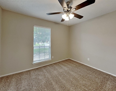 7303 Dew Mist Lane - Photo Thumbnail 12