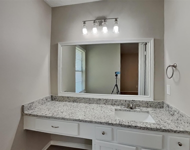 7303 Dew Mist Lane - Photo Thumbnail 9