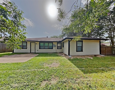 7303 Dew Mist Lane - Photo Thumbnail 18