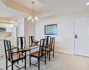 1001 Arbor Lake Drive - Photo Thumbnail 4