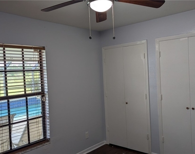 3810 24th Avenue Ne - Photo Thumbnail 16