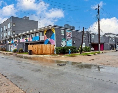 1840 Richmond Avenue - Photo Thumbnail 16