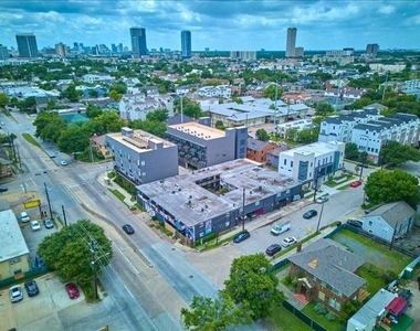 1840 Richmond Avenue - Photo Thumbnail 17