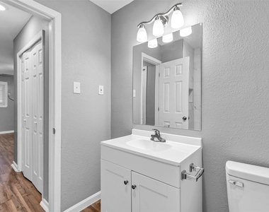 1840 Richmond Avenue - Photo Thumbnail 11