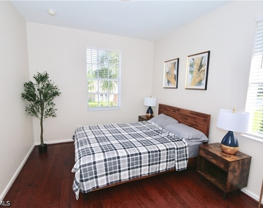 15578 Vallecas Lane - Photo Thumbnail 16