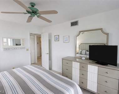 11116 Gulf Shore Drive - Photo Thumbnail 10
