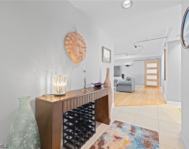 10691 Gulf Shore Drive - Photo Thumbnail 27