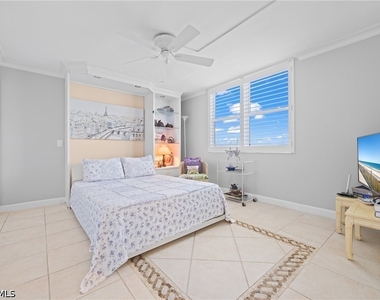 10691 Gulf Shore Drive - Photo Thumbnail 26