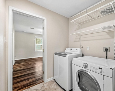 3602 W Sweet Gum Drive - Photo Thumbnail 27