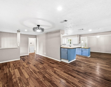 3602 W Sweet Gum Drive - Photo Thumbnail 17