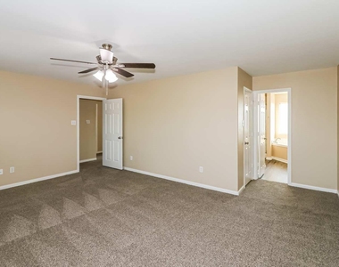 4606 Canadian River Court - Photo Thumbnail 10