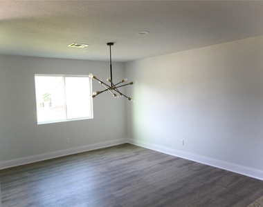 11514 Quincewood Drive - Photo Thumbnail 5