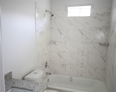 11514 Quincewood Drive - Photo Thumbnail 4