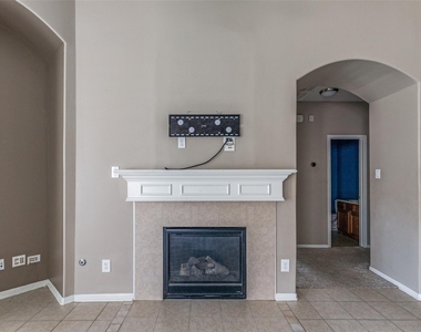 24915 Garnet Shadow Lane - Photo Thumbnail 15