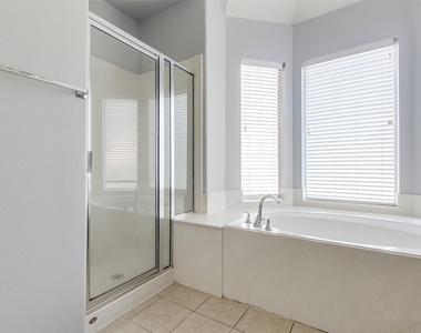 24915 Garnet Shadow Lane - Photo Thumbnail 5