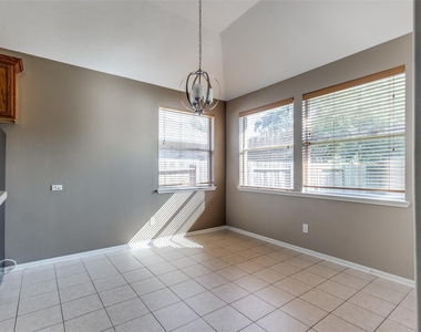 24915 Garnet Shadow Lane - Photo Thumbnail 8