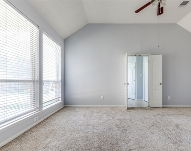 24915 Garnet Shadow Lane - Photo Thumbnail 7