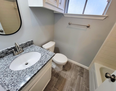 10115 Enchanted Stone Drive - Photo Thumbnail 10